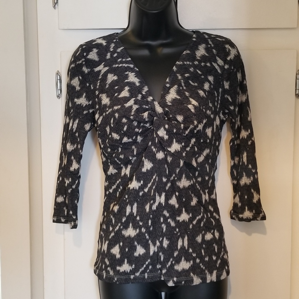 Kenneth Cole Grey & White Dressy Blouse Medium